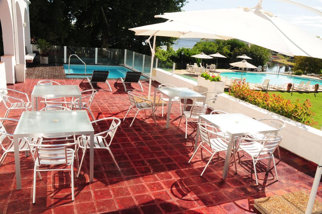 Hostal De La Costa ヴィラ・カルロス・パス エクステリア 写真